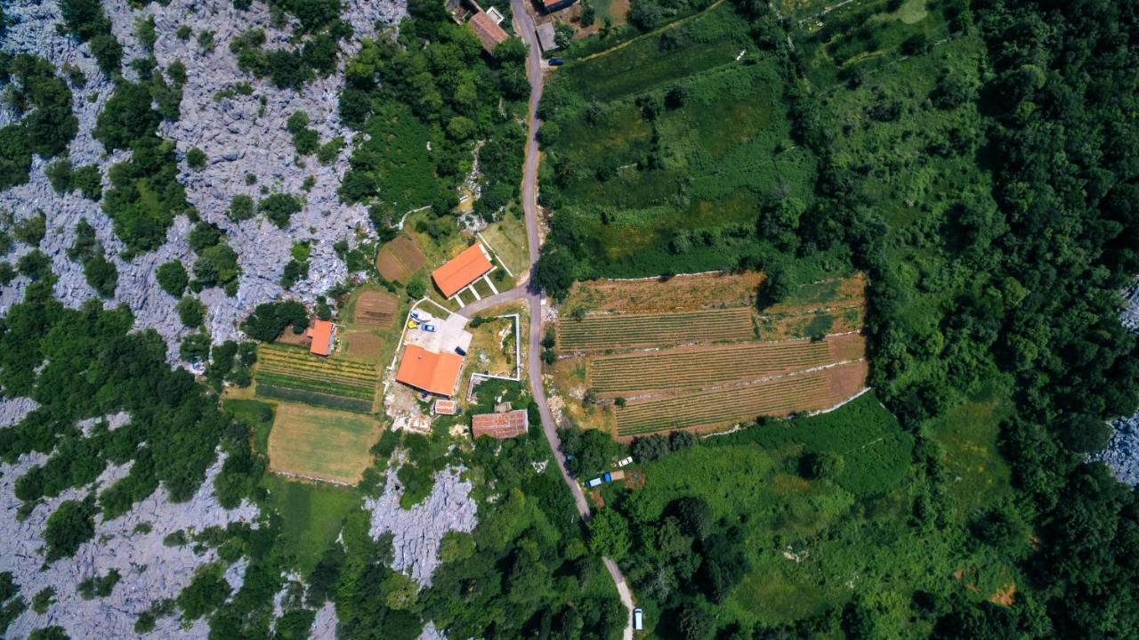 Apartments Econature Virpazar Exteriör bild